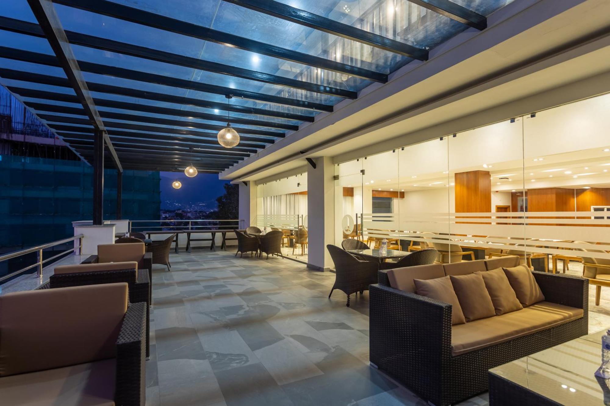 Hotel Mandala Norling Lords Prime Katmandú Exterior foto